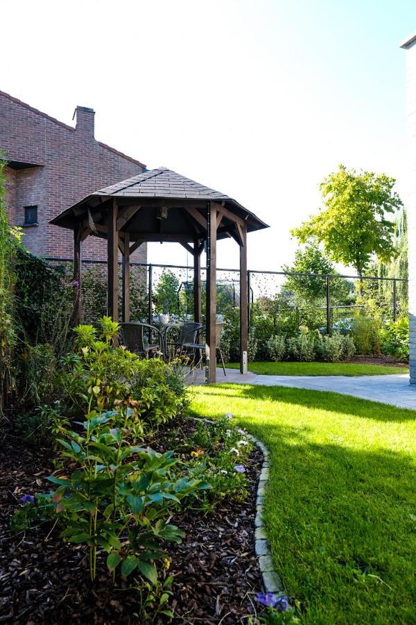 Bed And Breakfast Mentari Gent Exteriör bild