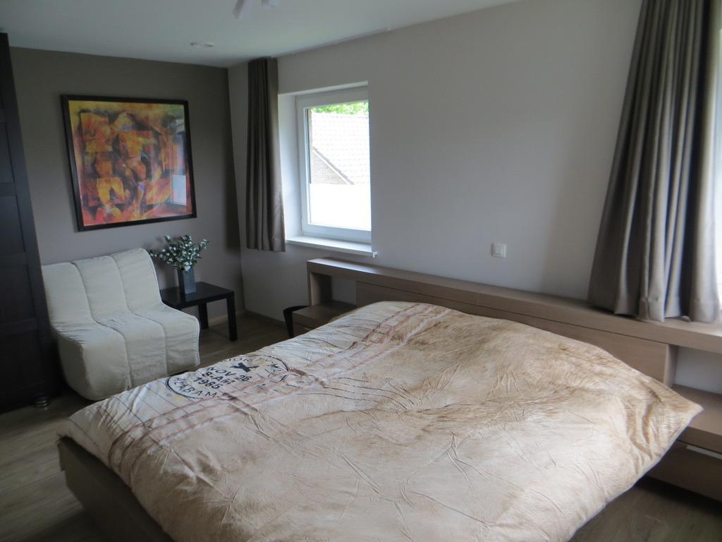 Bed And Breakfast Mentari Gent Rum bild